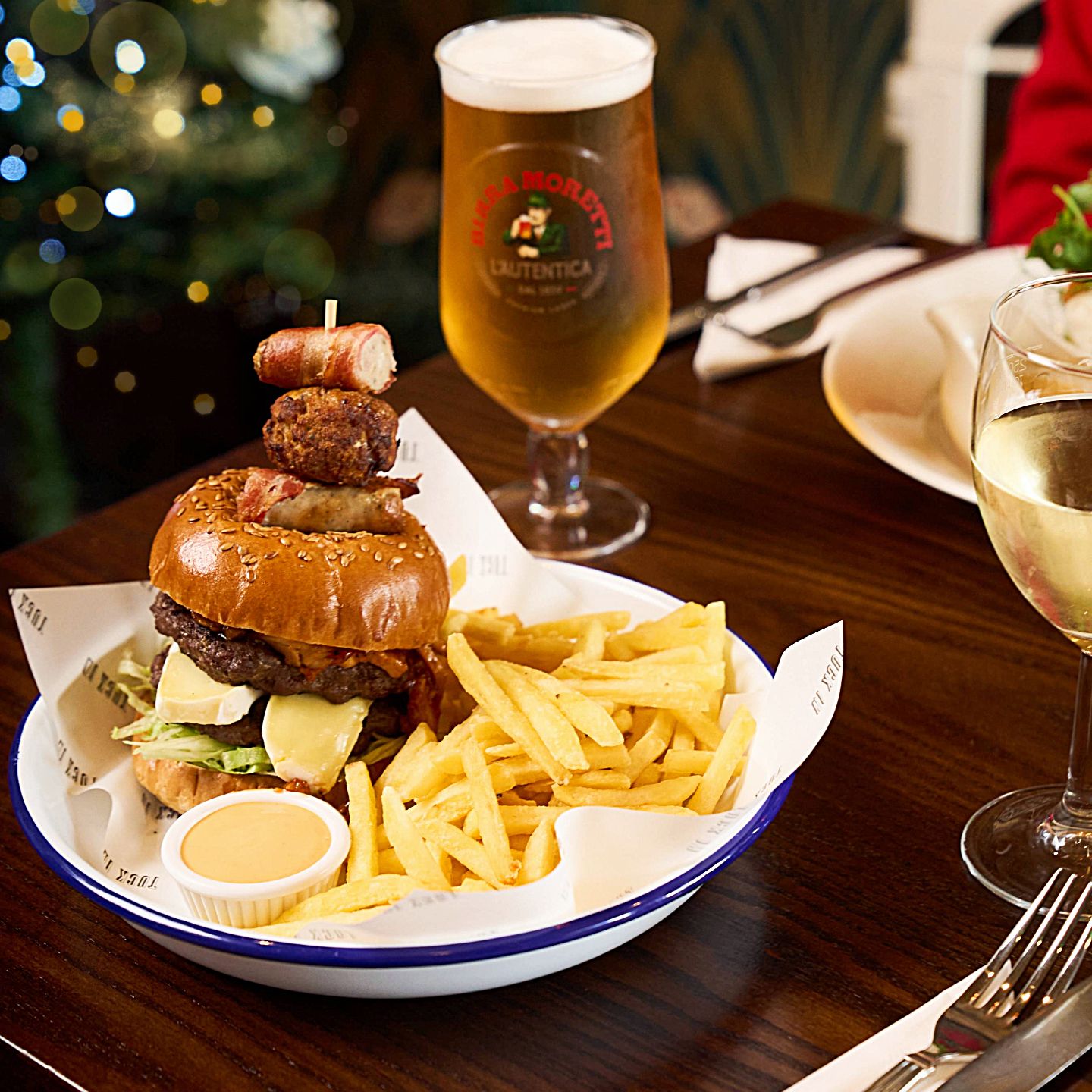 Festive Lunch & Dinner at The Black Bull in Mansfield